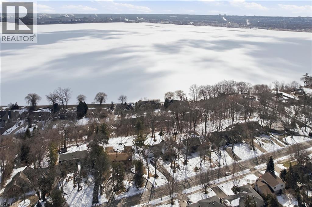 208 North Shore Boulevard W Unit# Upper, Burlington, Ontario  L7T 1A4 - Photo 36 - 40806694