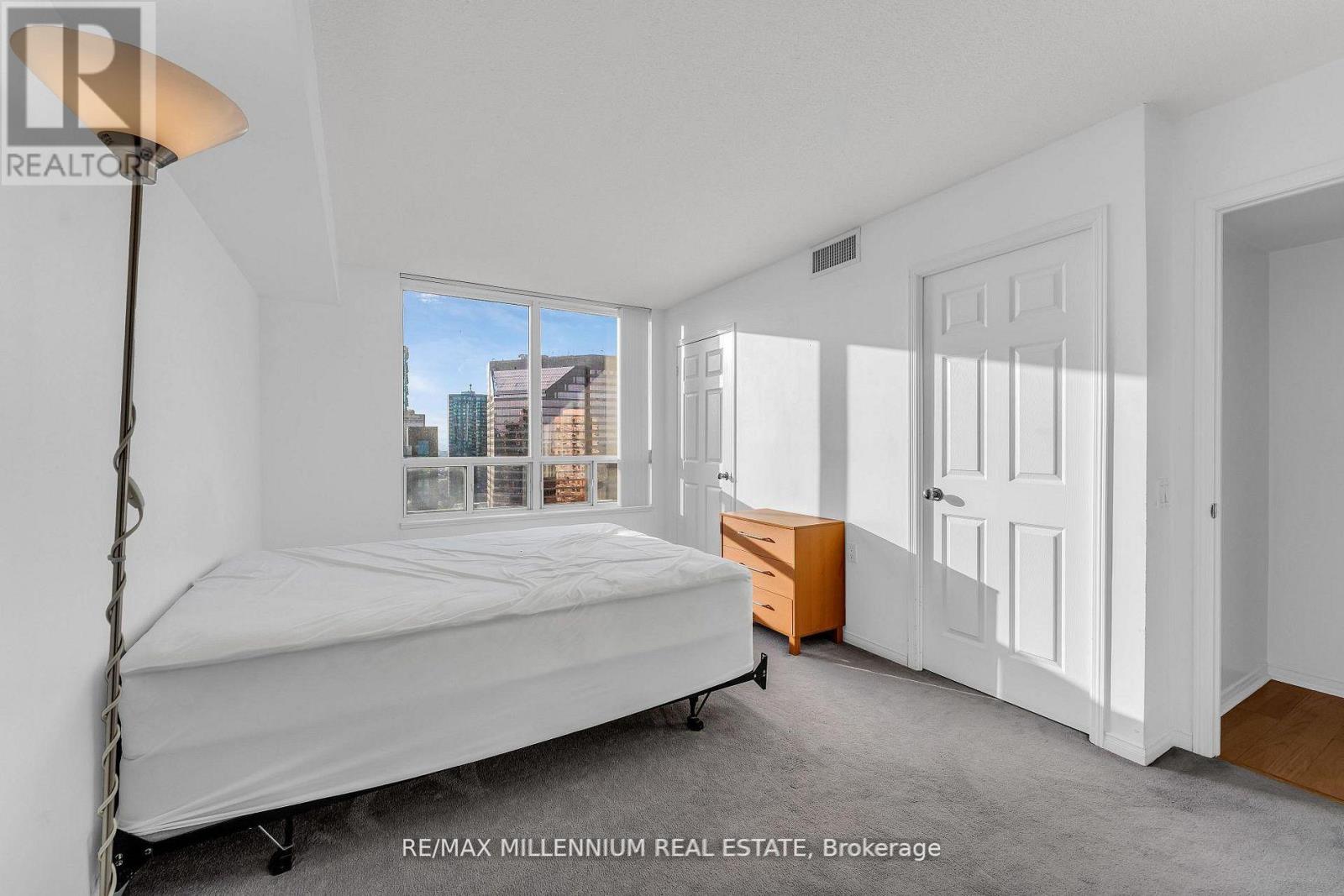 2302 - 35 Finch Avenue E, Toronto, Ontario  M2N 6Z8 - Photo 18 - C12829142