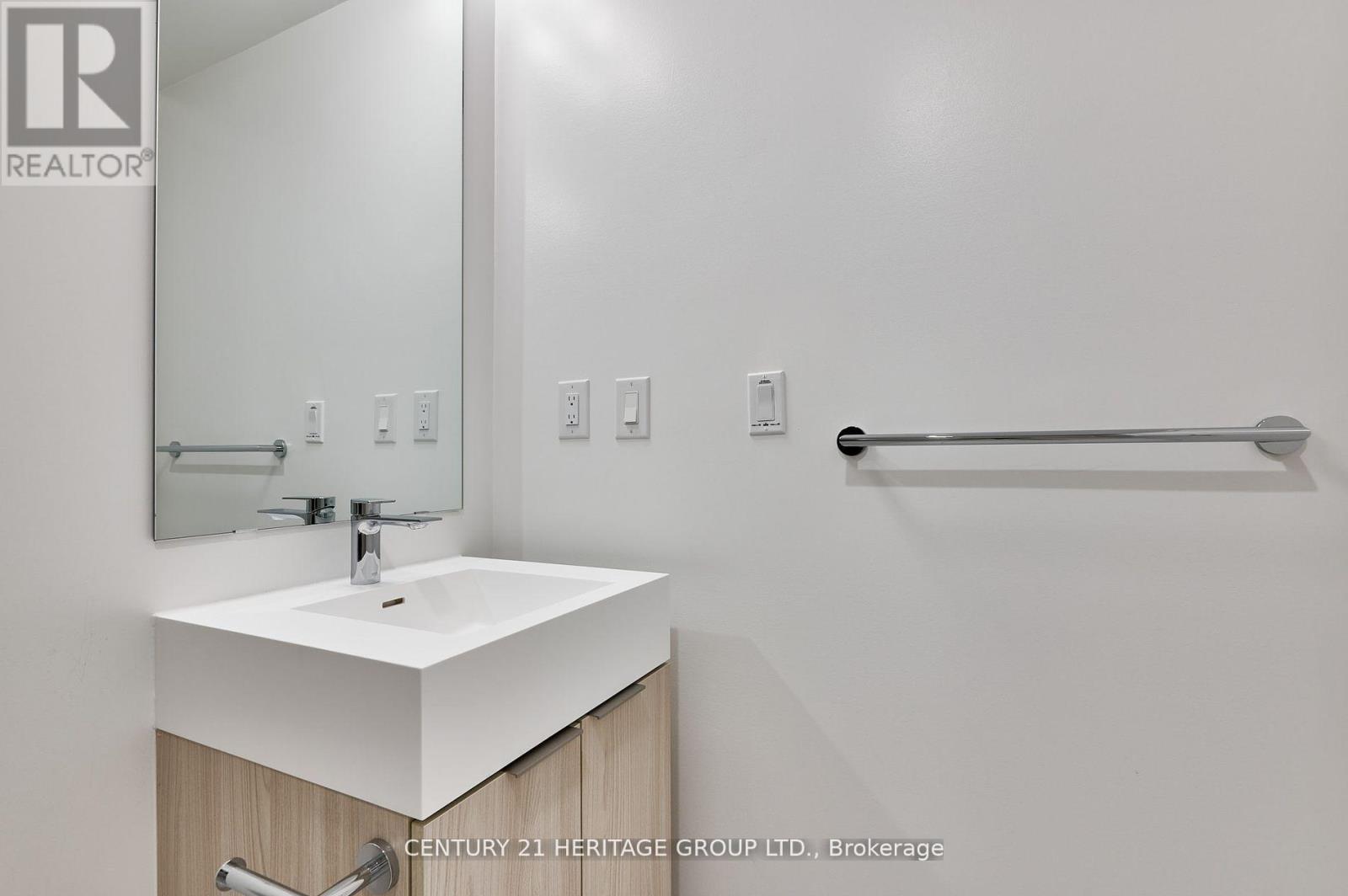 S560 - 180 Mill Street, Toronto, Ontario  M5A 0V7 - Photo 16 - C12829148