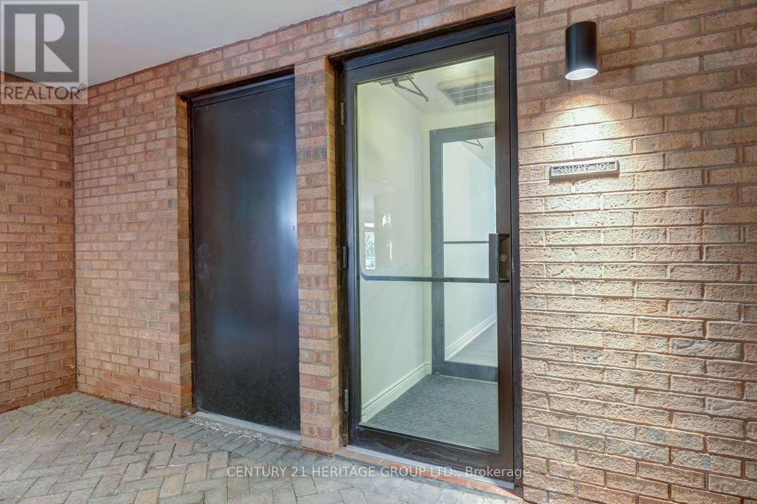 101 - 2900 Yonge Street, Toronto, Ontario  M4N 3N8 - Photo 45 - C12829156