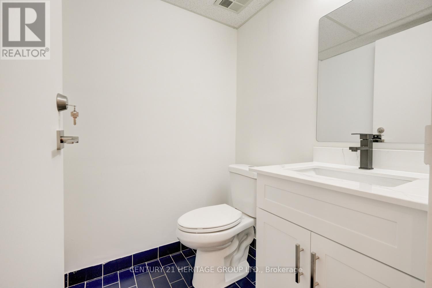 101 - 2900 Yonge Street, Toronto, Ontario  M4N 3N8 - Photo 9 - C12829156