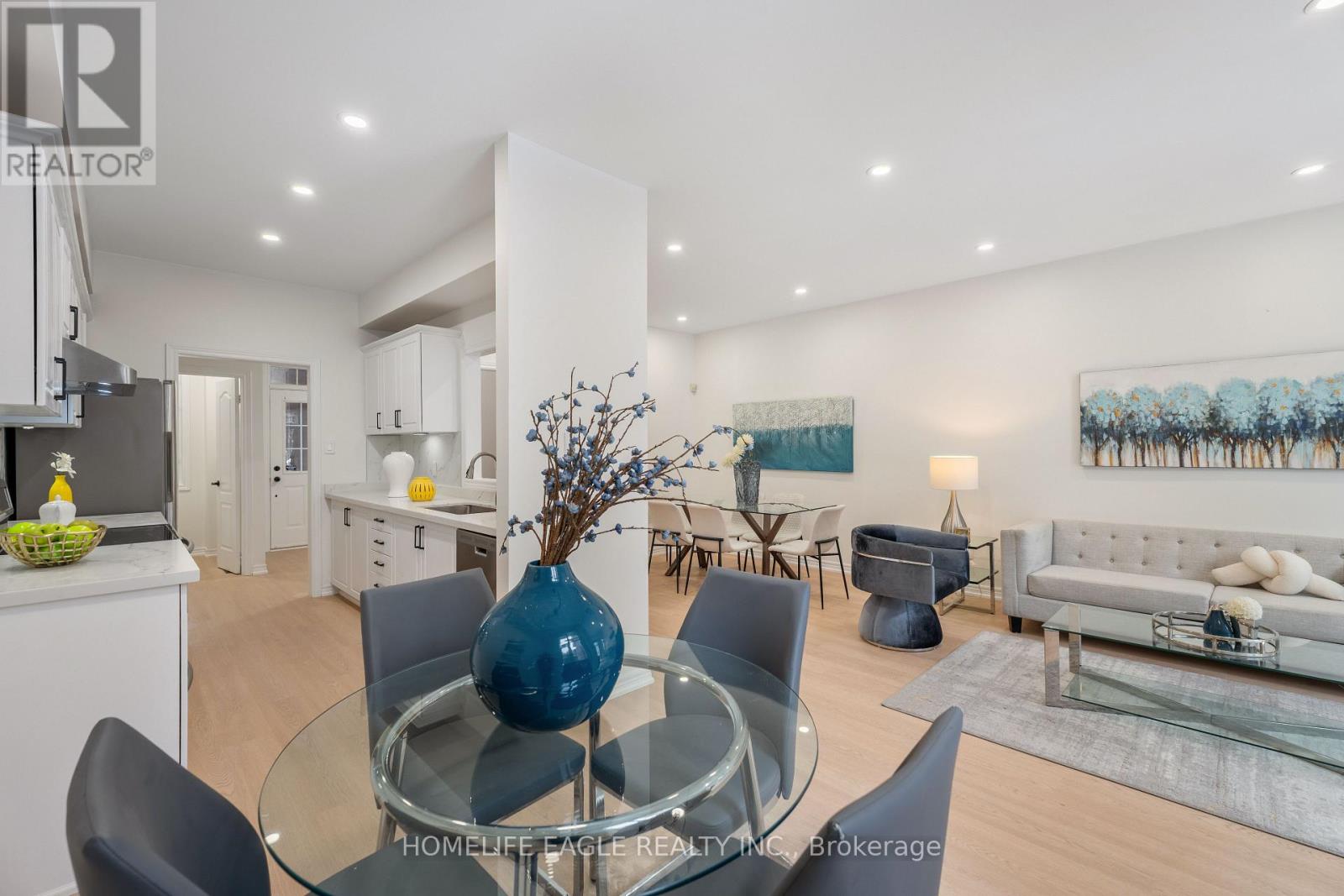 74 Cameo Drive, Richmond Hill, Ontario  L4S 2C1 - Photo 9 - N12829164