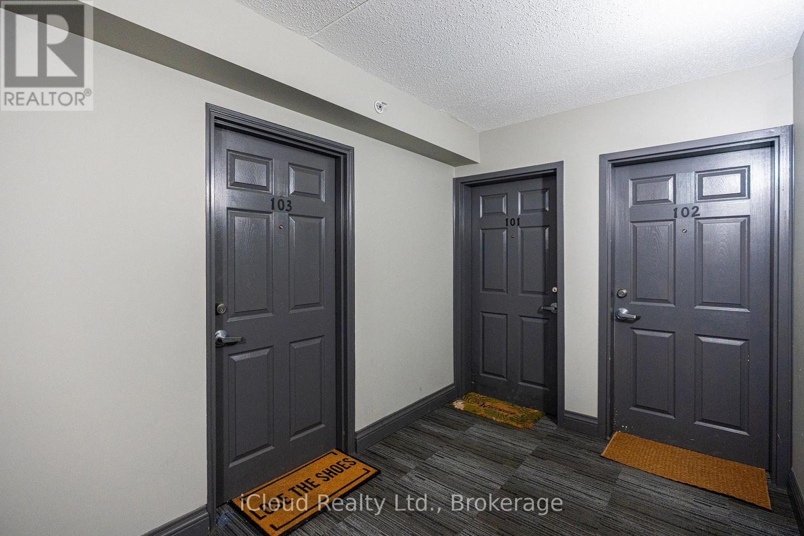 103 - 1450 Bishops Gate, Oakville, Ontario  L6M 4N1 - Photo 4 - W12829132