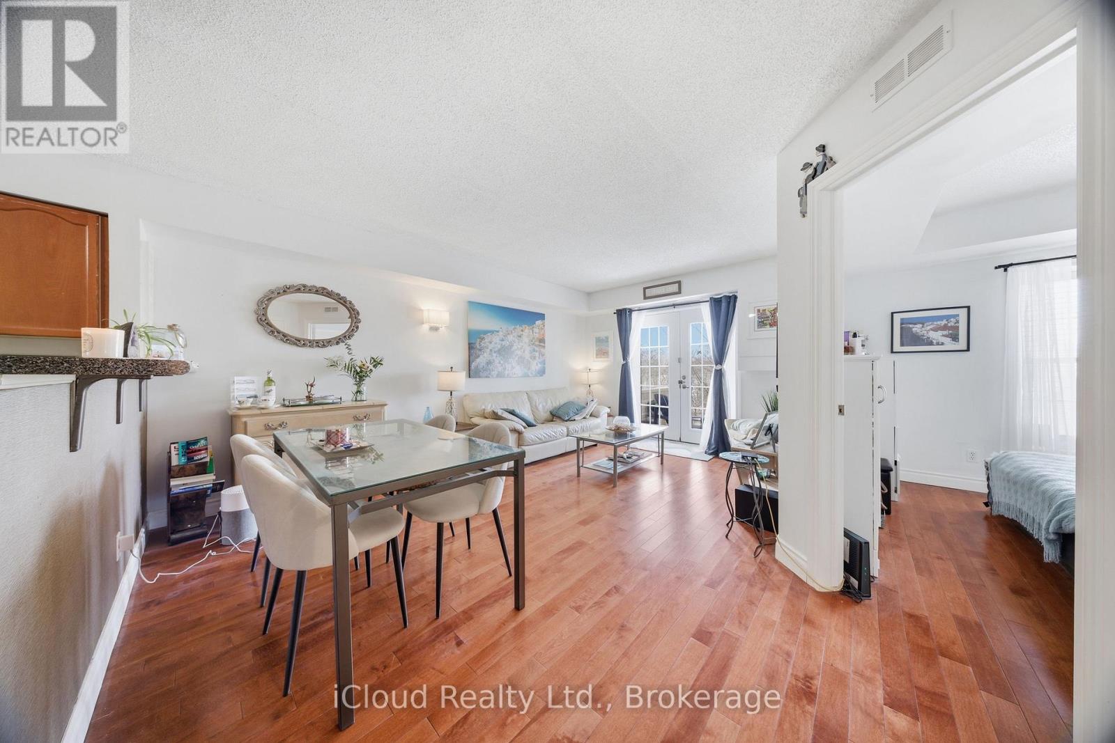 103 - 1450 Bishops Gate, Oakville, Ontario  L6M 4N1 - Photo 8 - W12829132