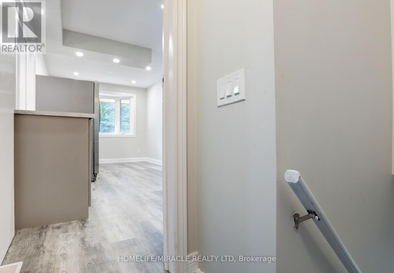 7 Cardill Crescent, Waterloo, Ontario  N2L 3Y7 - Photo 20 - X12829140