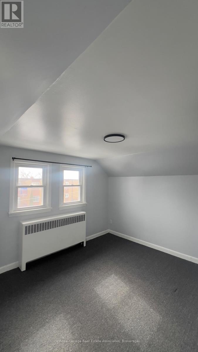 Unit 3 - 5957 Barker Street, Niagara Falls, Ontario  L2G 1Y5 - Photo 6 - X12829150