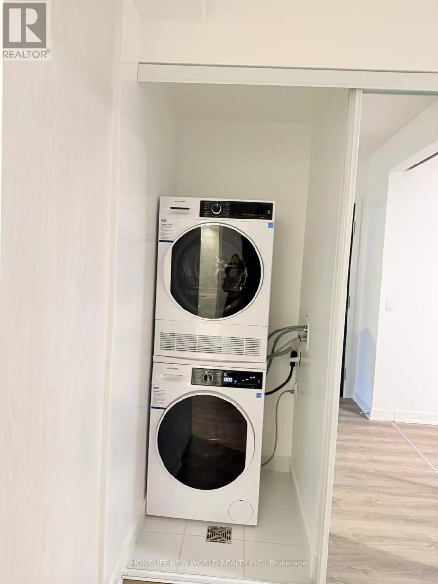 802 - 180 Front Street E, Toronto, Ontario  M5A 0A9 - Photo 4 - C12828662