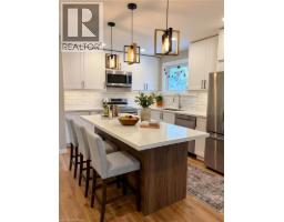 5 FISHER Crescent Unit# Main, Hamilton, Ontario