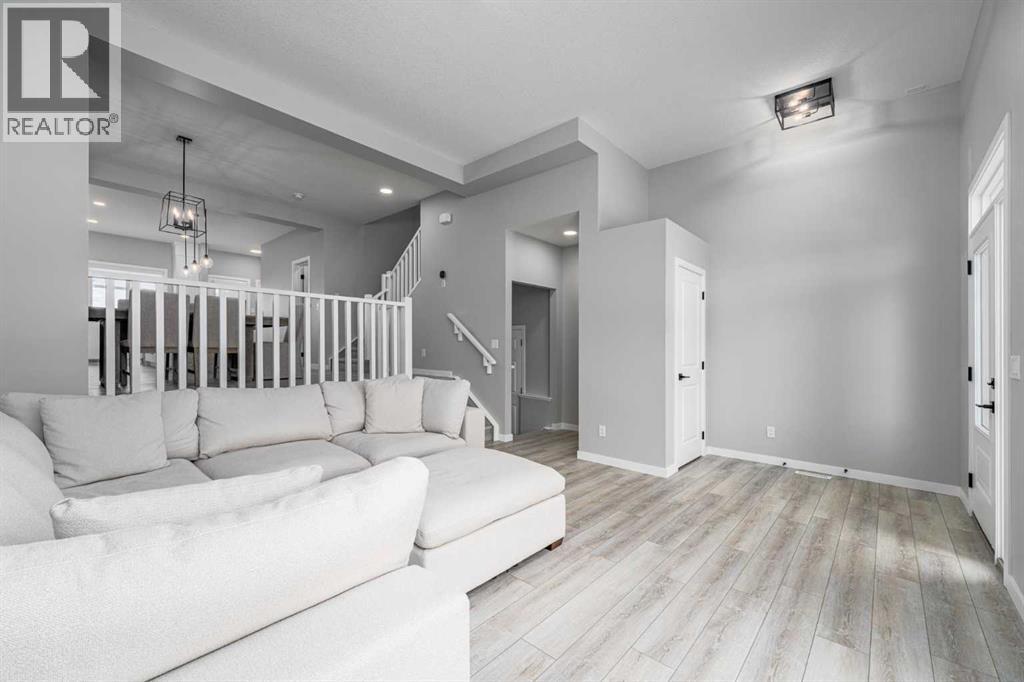 89 Magnolia Grove Se, Calgary, Alberta  T3M 3S3 - Photo 6 - A2280970