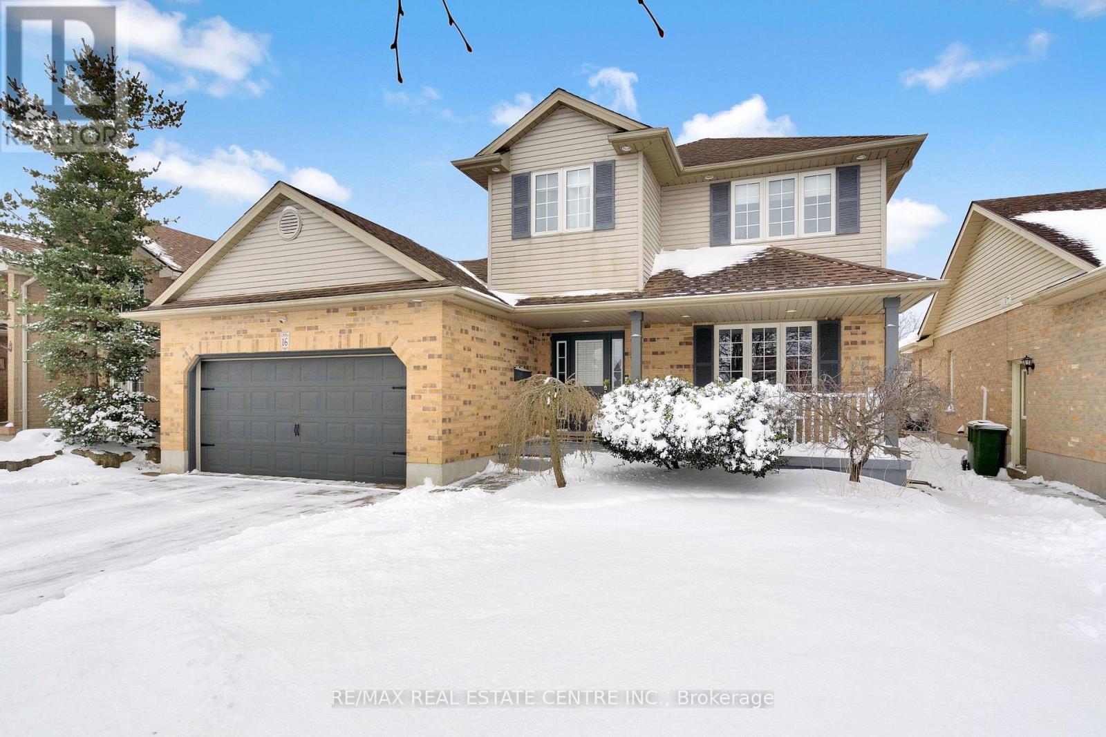 16 FALCONRIDGE COURT, St. Thomas, Ontario