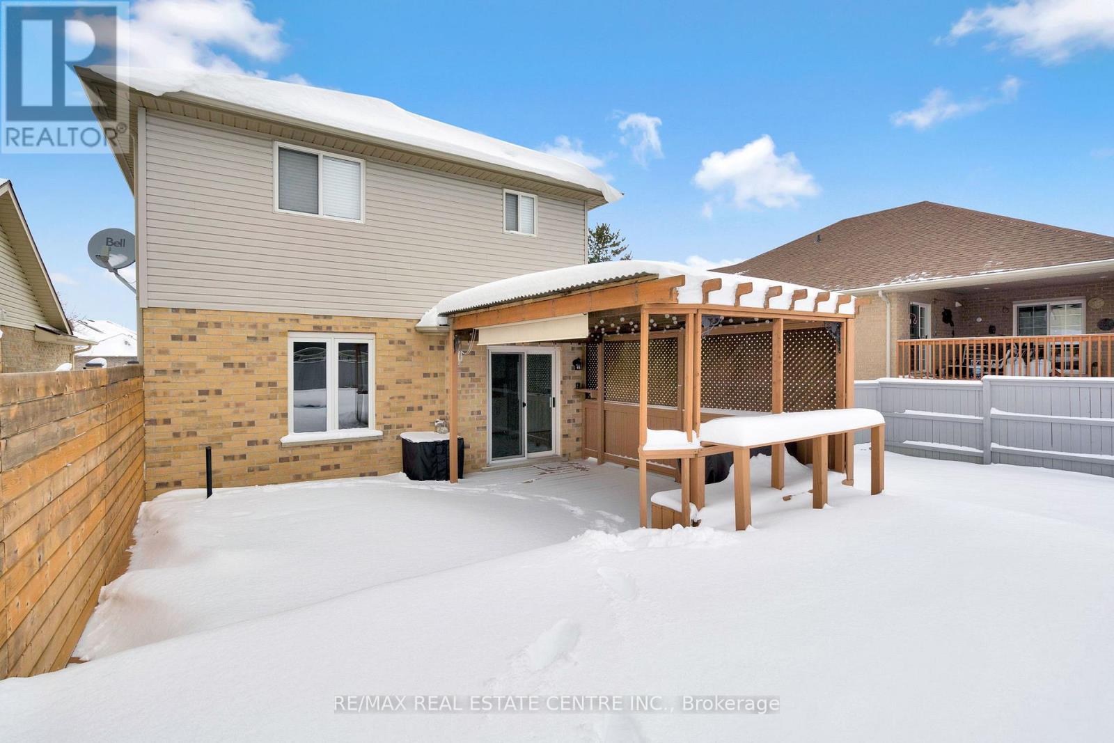 16 Falconridge Court, St. Thomas, Ontario  N5R 6J2 - Photo 25 - X12829188