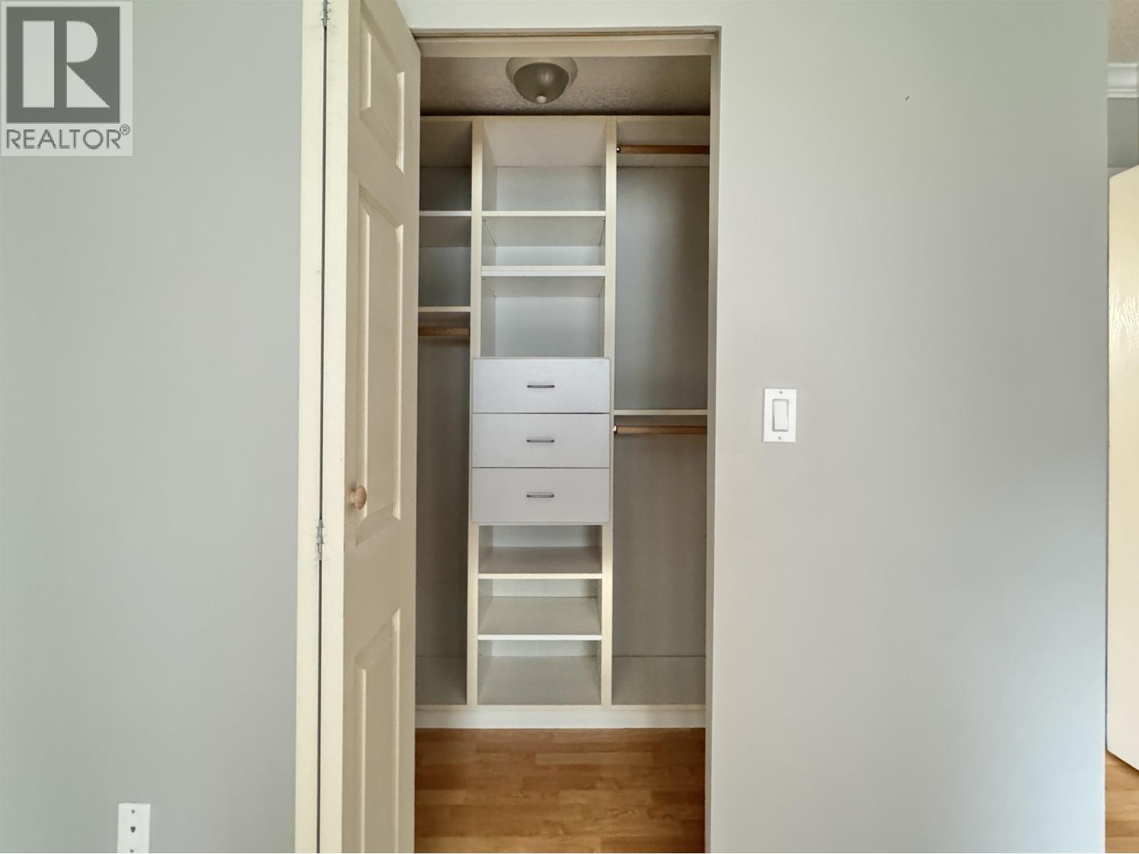 Listing Picture 9 of 23 : 103 8640 CITATION DRIVE, Richmond / 烈治文 - 魯藝地產 Yvonne Lu Group - MLS Medallion Club Member