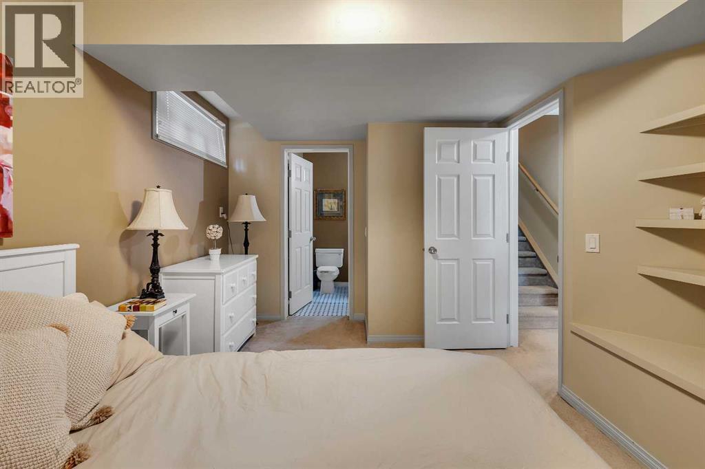 133 Rocky Ridge Heath Nw, Calgary, Alberta  T3G 4Z8 - Photo 41 - A2288834