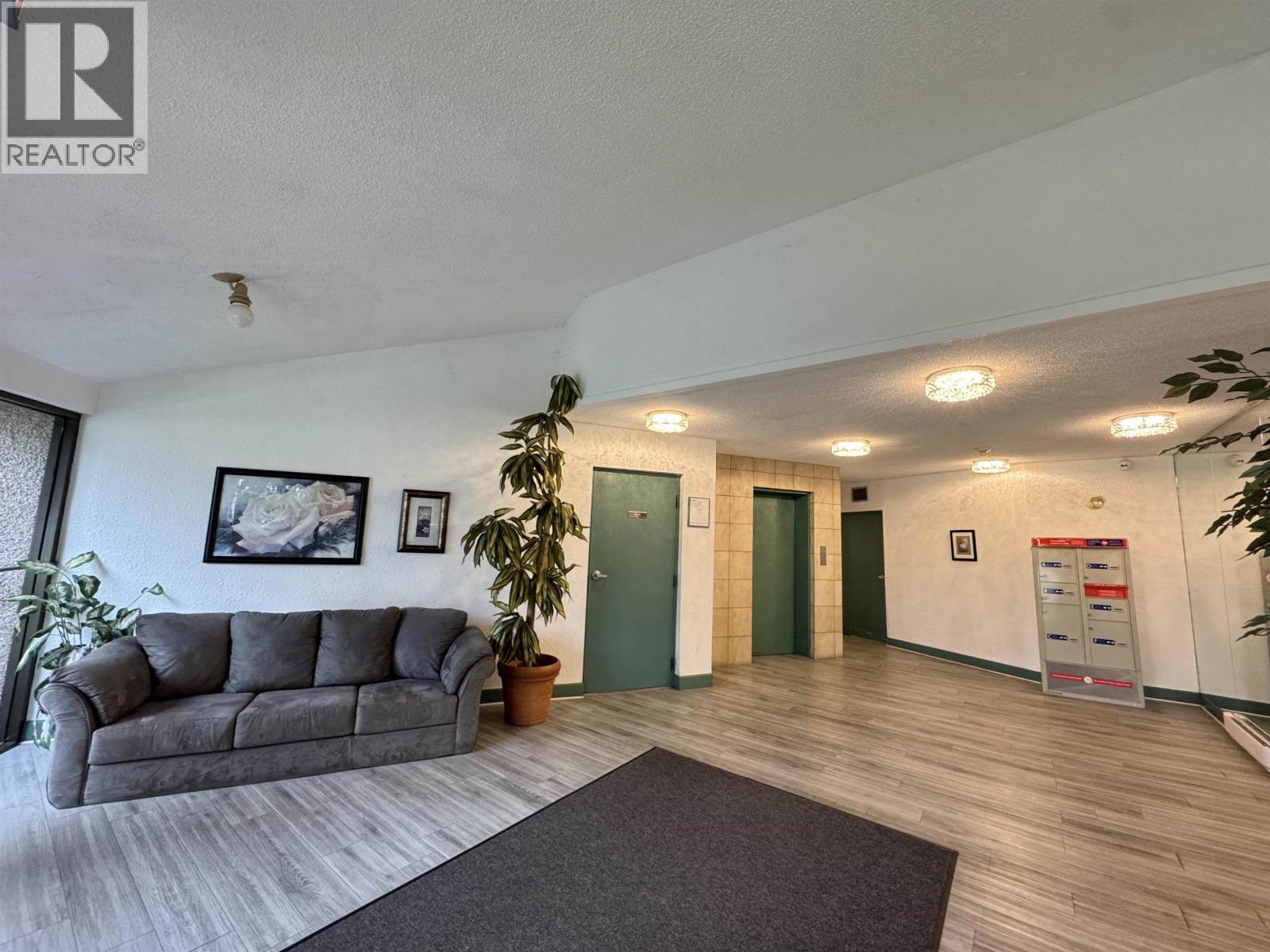 Listing Picture 10 of 23 : 103 8640 CITATION DRIVE, Richmond / 烈治文 - 魯藝地產 Yvonne Lu Group - MLS Medallion Club Member