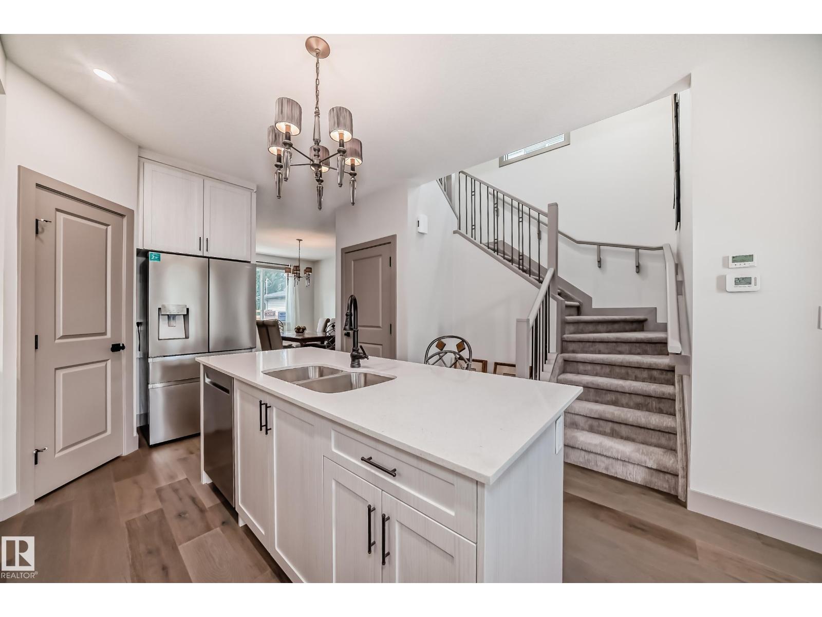 11018 149 St Nw, Edmonton, Alberta  T5P 1M8 - Photo 11 - E4475274