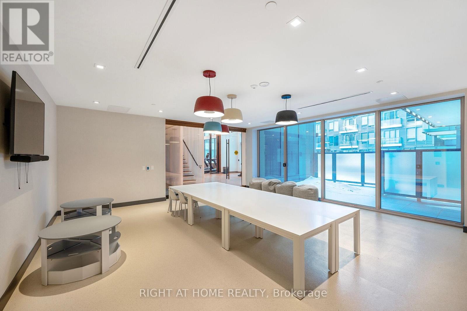 2305 - 8 Olympic Garden Drive, Toronto, Ontario  M2M 0B9 - Photo 15 - C12829200