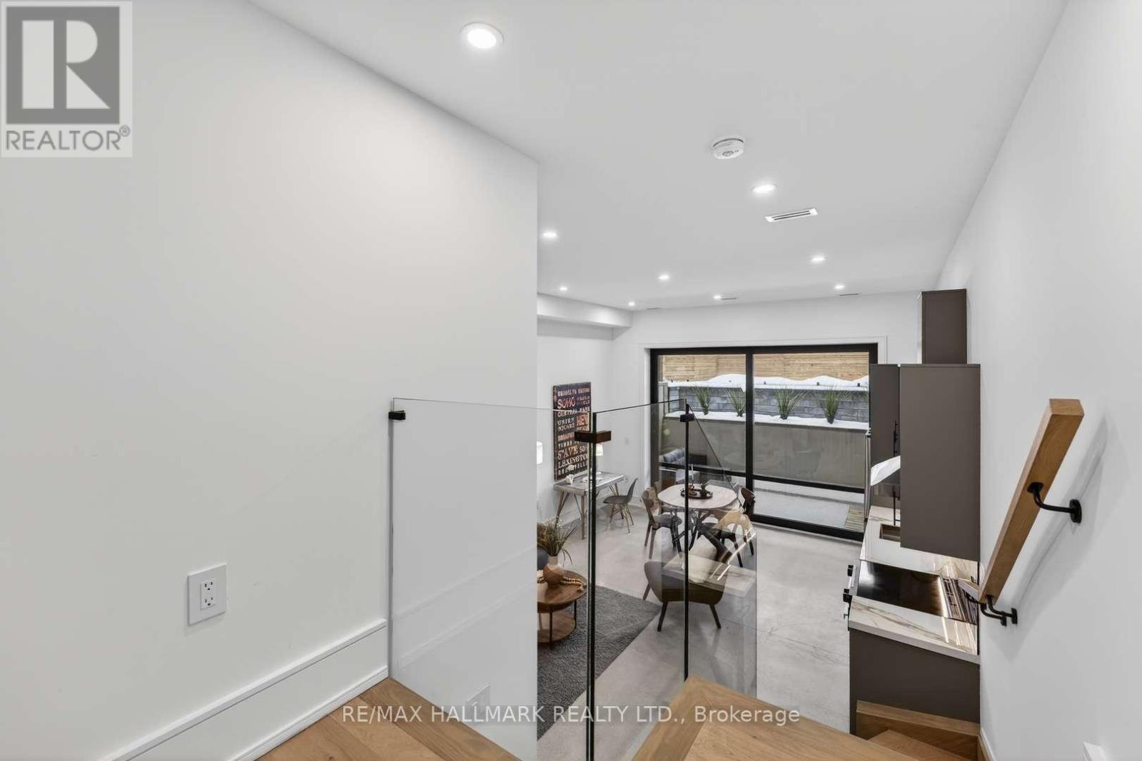 10 Wheeler Avenue, Toronto, Ontario  M4L 3V2 - Photo 32 - E12829178