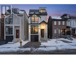 10 WHEELER AVENUE, Toronto, Ontario