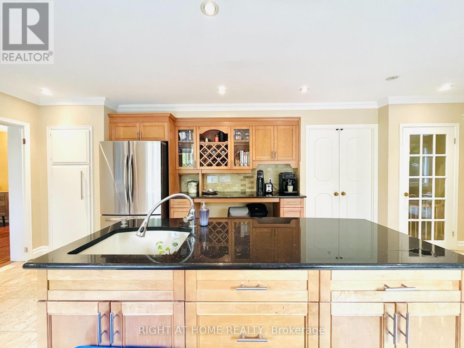 73 Laureleaf Road, Markham (Bayview Glen), Ontario  L3T 2Y3 - Photo 14 - N12829192