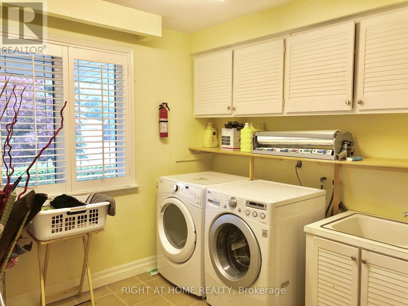 73 Laureleaf Road, Markham (Bayview Glen), Ontario  L3T 2Y3 - Photo 20 - N12829192