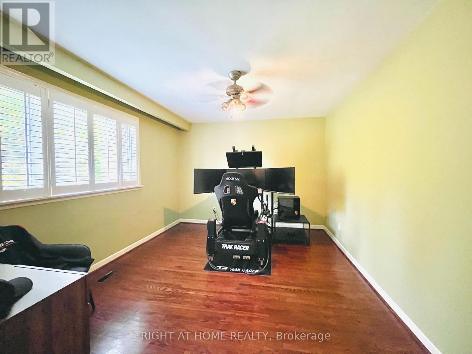 73 Laureleaf Road, Markham (Bayview Glen), Ontario  L3T 2Y3 - Photo 24 - N12829192