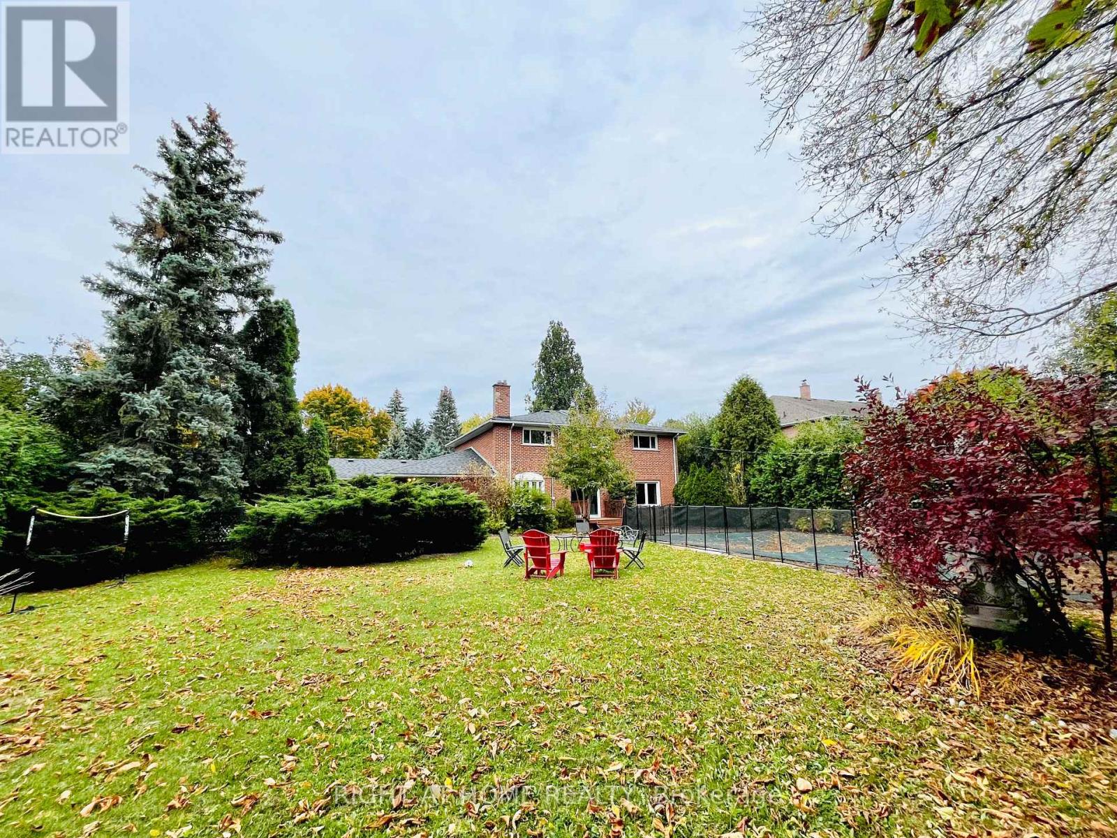 73 Laureleaf Road, Markham (Bayview Glen), Ontario  L3T 2Y3 - Photo 34 - N12829192