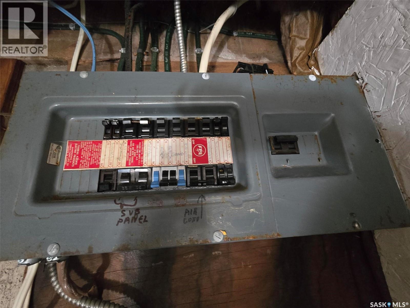 900 Anderson Street, Grenfell, Saskatchewan  S0G 2B0 - Photo 44 - SK029364