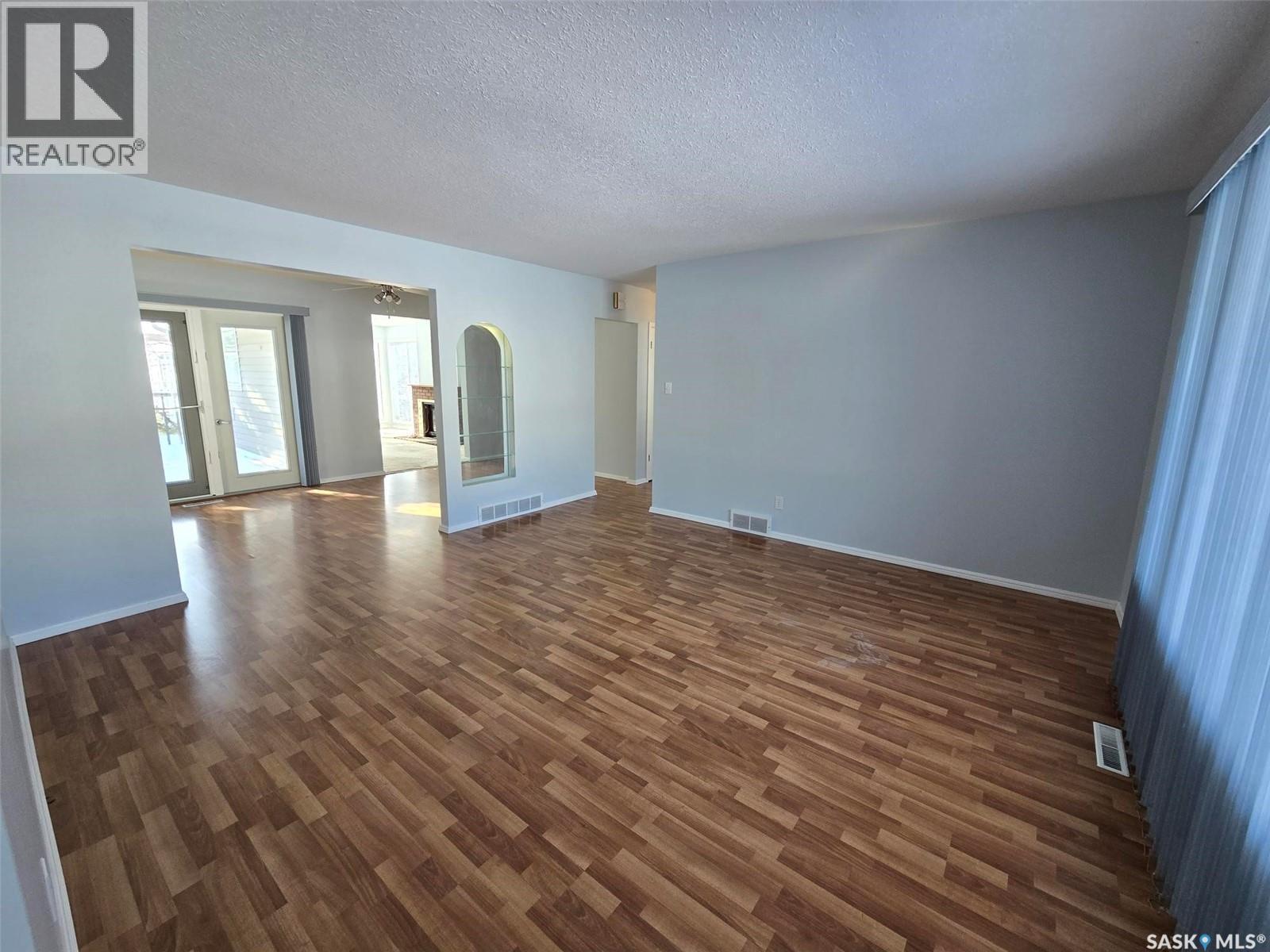 900 Anderson Street, Grenfell, Saskatchewan  S0G 2B0 - Photo 6 - SK029364