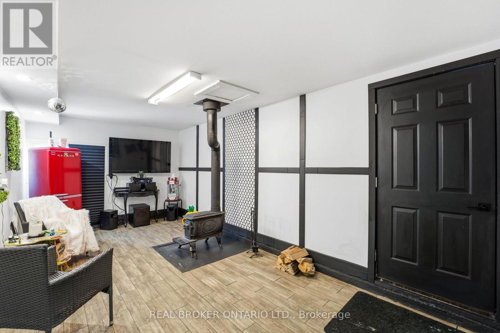 259 Western Avenue, Norfolk, Ontario  N4B 1R9 - Photo 37 - X12828918