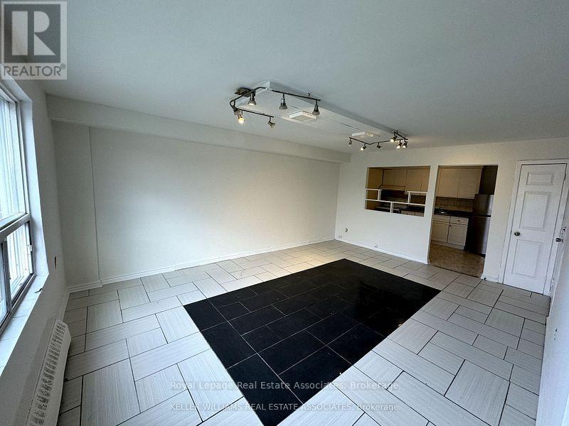 1 - 3071 Hurontario Street, Mississauga, Ontario  L5A 4E4 - Photo 1 - W12829180