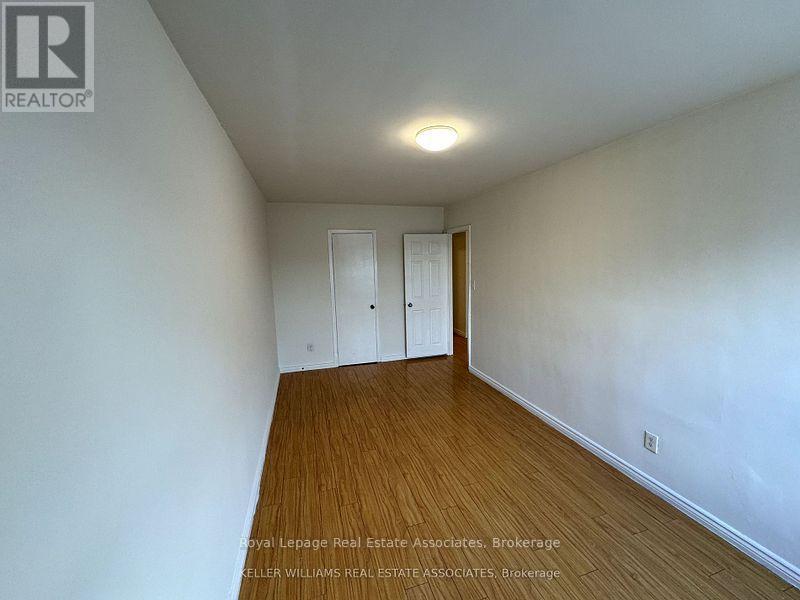 1 - 3071 Hurontario Street, Mississauga, Ontario  L5A 4E4 - Photo 4 - W12829180