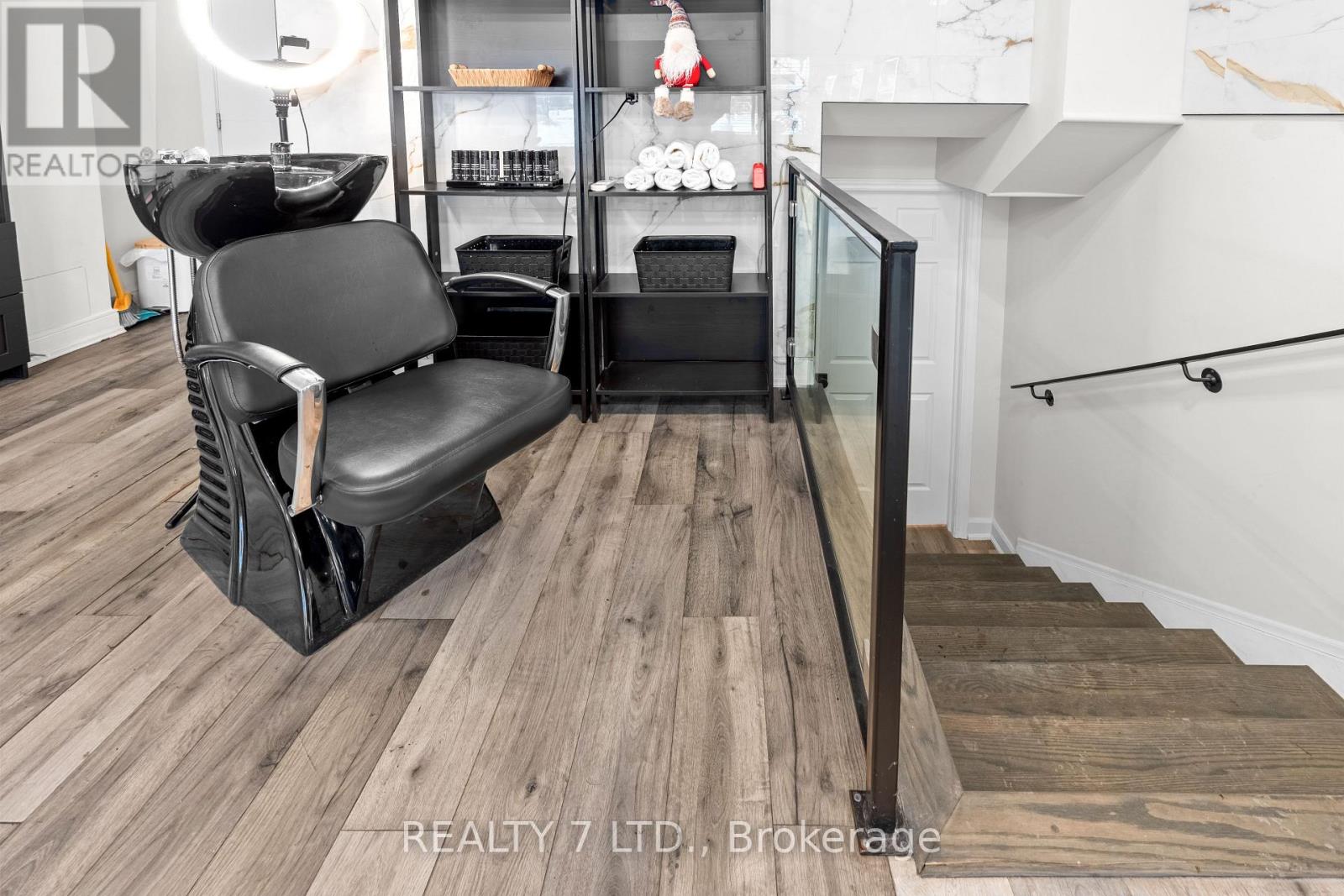 1010 Lagoon Street, Mississauga, Ontario L5G 0B2 - Photo 20 - W12829184