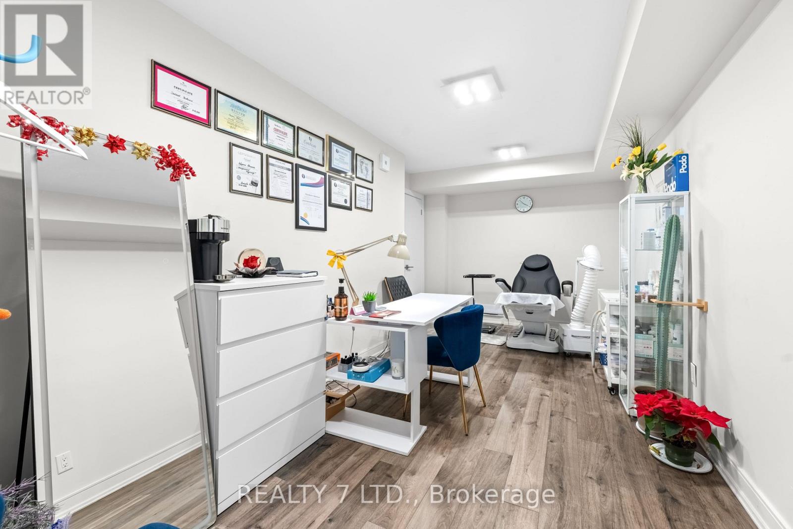 1010 Lagoon Street, Mississauga, Ontario L5G 0B2 - Photo 23 - W12829184