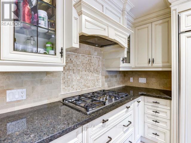 243 Dolphin Court, Oakville, Ontario  L6J 5S7 - Photo 18 - W12829206