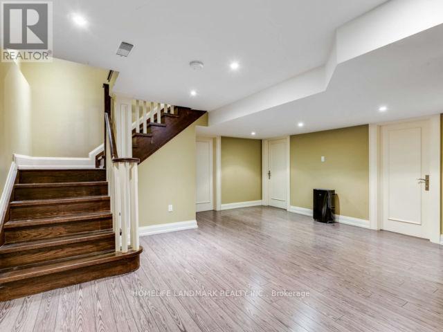 243 Dolphin Court, Oakville, Ontario  L6J 5S7 - Photo 37 - W12829206