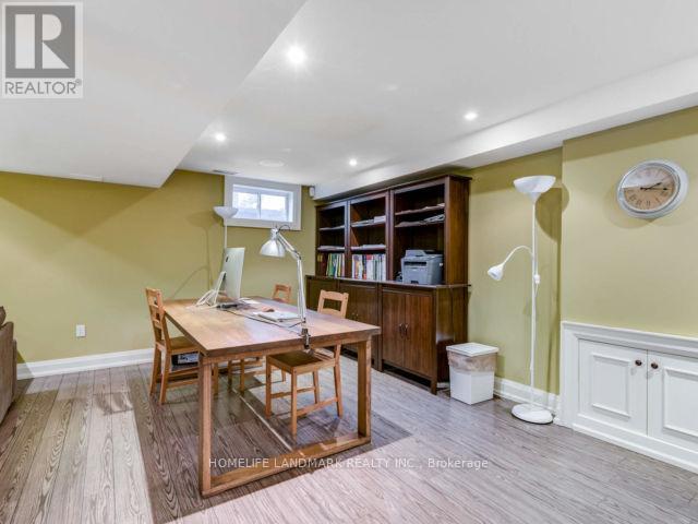 243 Dolphin Court, Oakville, Ontario  L6J 5S7 - Photo 40 - W12829206