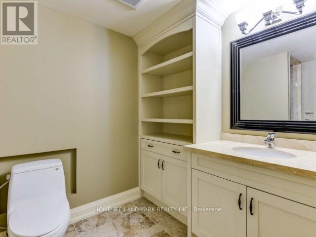 243 Dolphin Court, Oakville, Ontario  L6J 5S7 - Photo 44 - W12829206