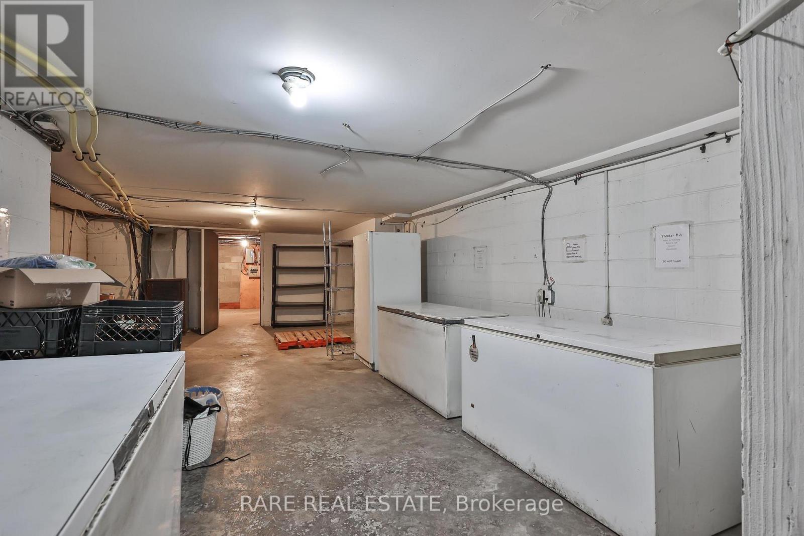 602 Marlee Avenue, Toronto, Ontario  M6B 3J5 - Photo 10 - W12829210