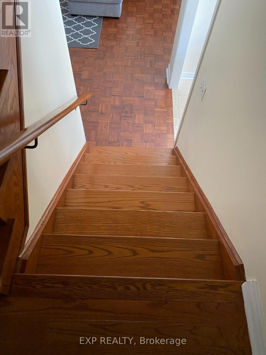 303 Andrews Trail, Milton, Ontario  L9T 6S5 - Photo 5 - W12829216