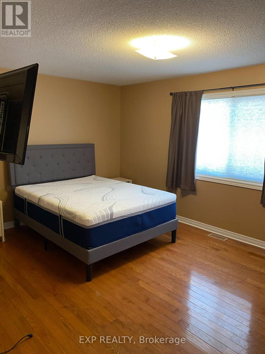 303 Andrews Trail, Milton, Ontario  L9T 6S5 - Photo 8 - W12829216