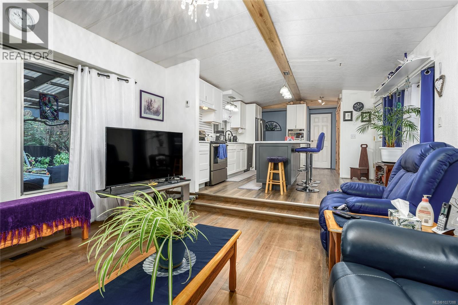 113 Woodburn Rd, Campbell River, British Columbia  V9W 4R4 - Photo 1 - 1027288