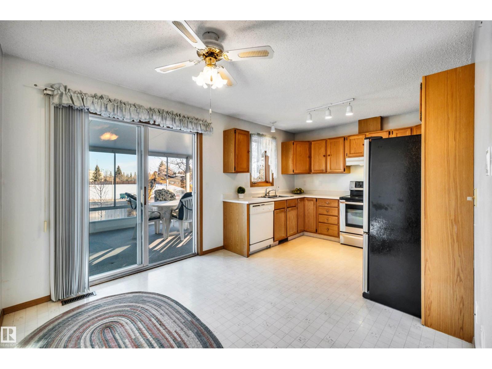 #36 303 Twin Brooks Dr Nw, Edmonton, Alberta  T6J 6V3 - Photo 11 - E4471287