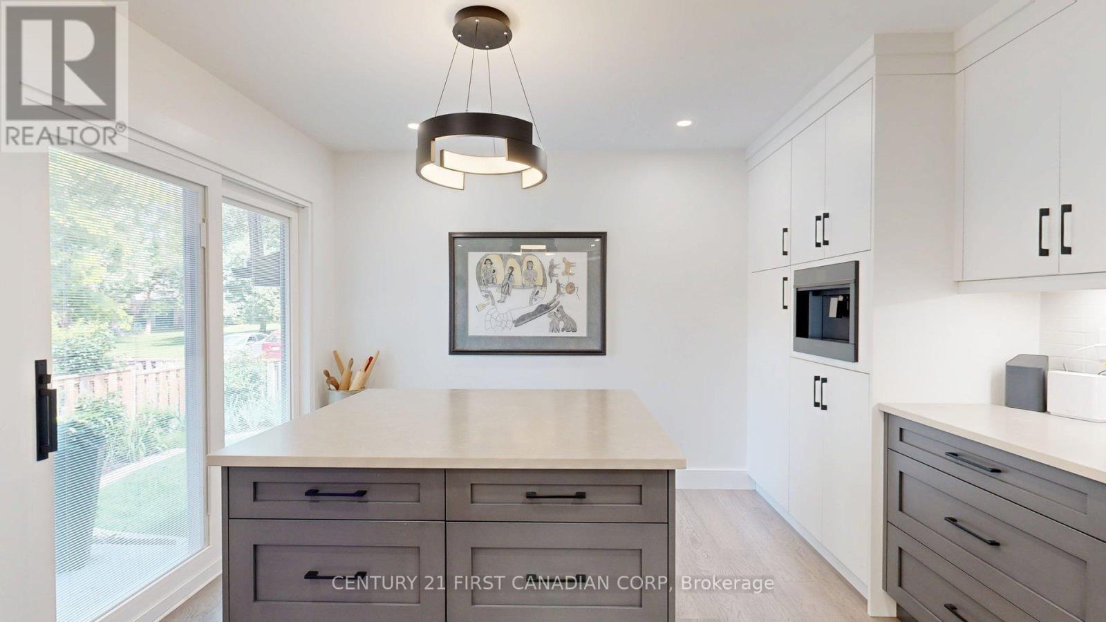 527 Topping Lane, London South, Ontario  N6J 3M8 - Photo 7 - X12829238