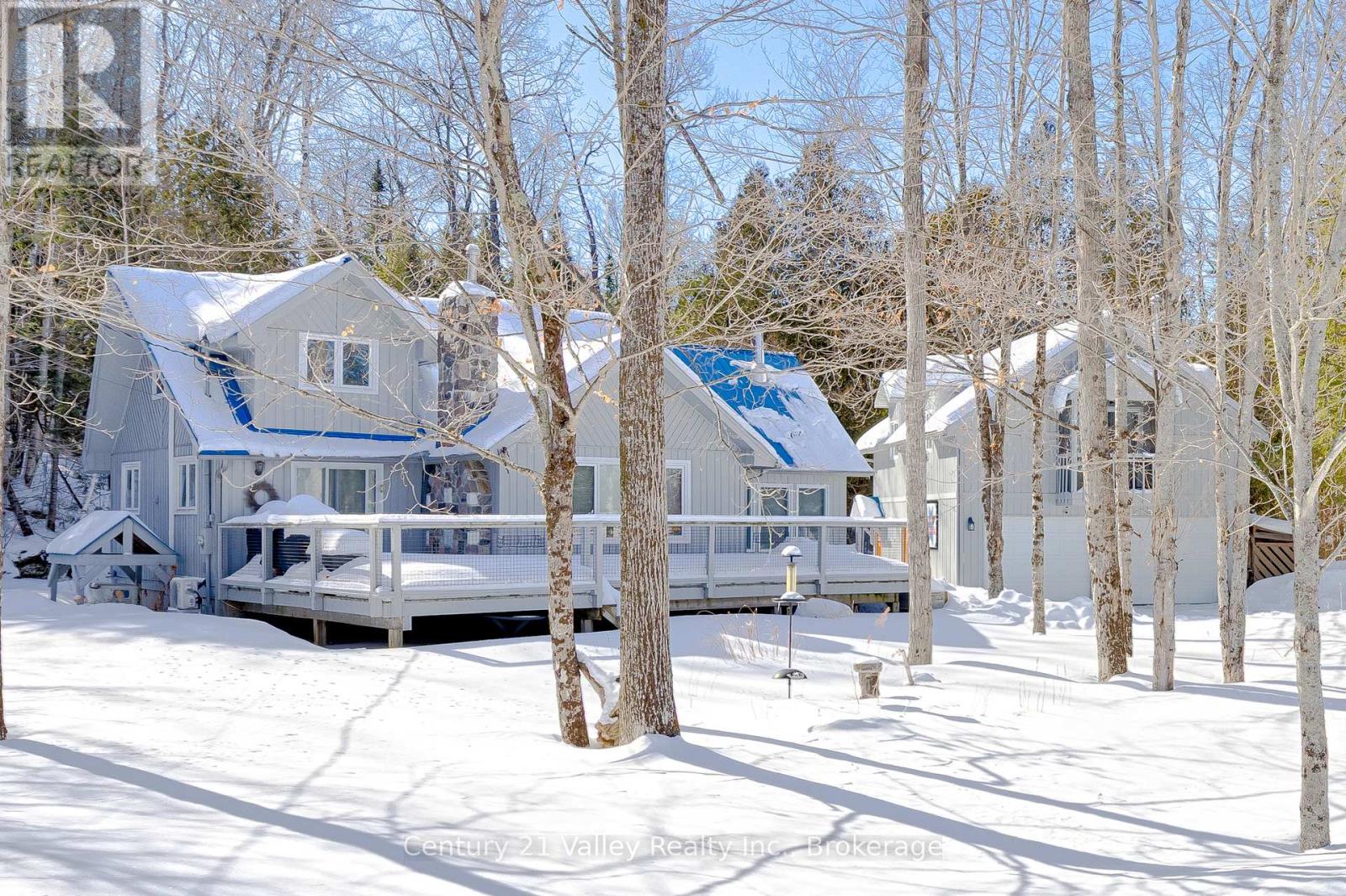 671 GRAPHITE BAY ROAD, Greater Madawaska, Ontario