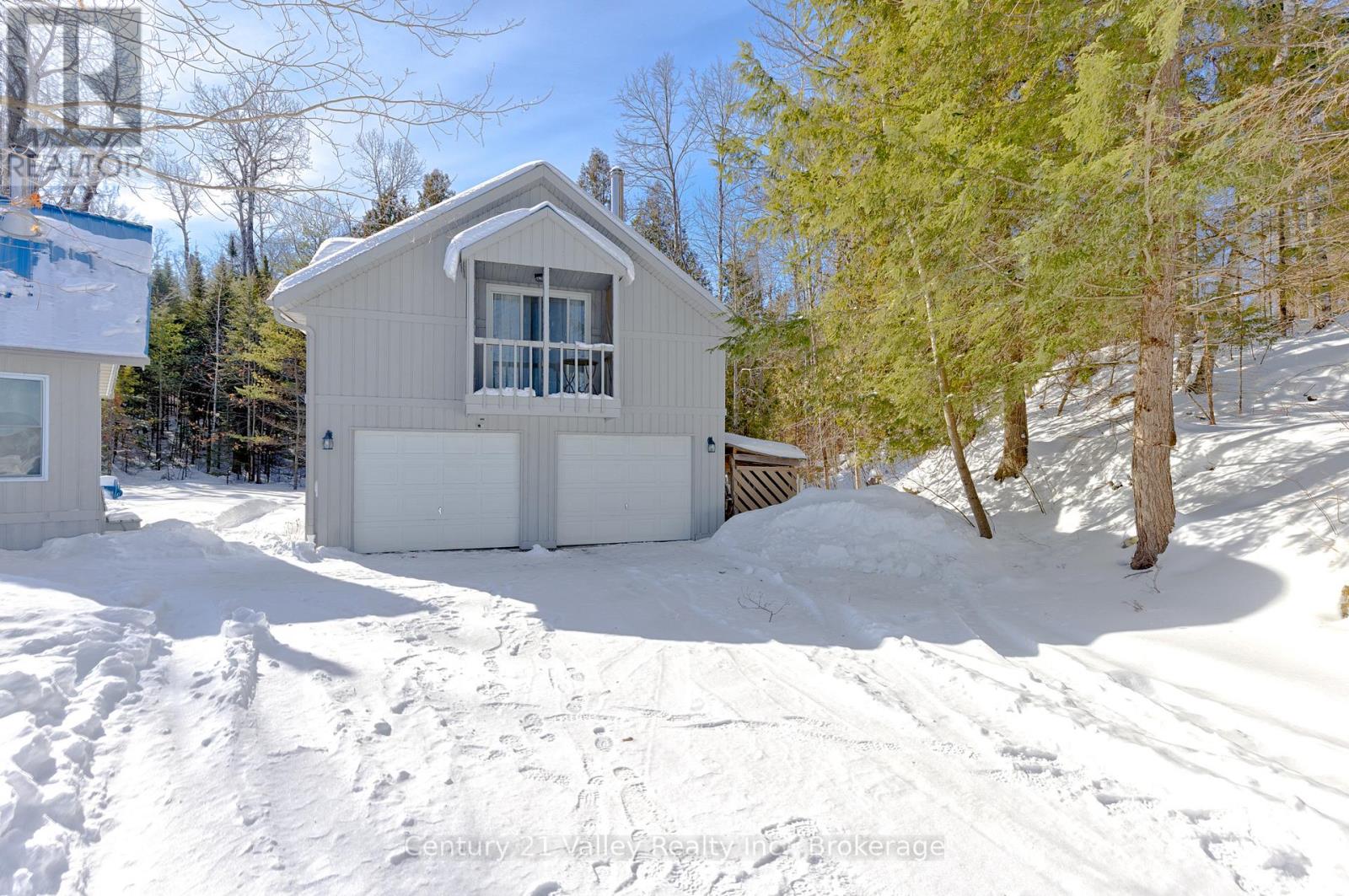 671 Graphite Bay Road, Greater Madawaska, Ontario  K0J 1H0 - Photo 5 - X12829226