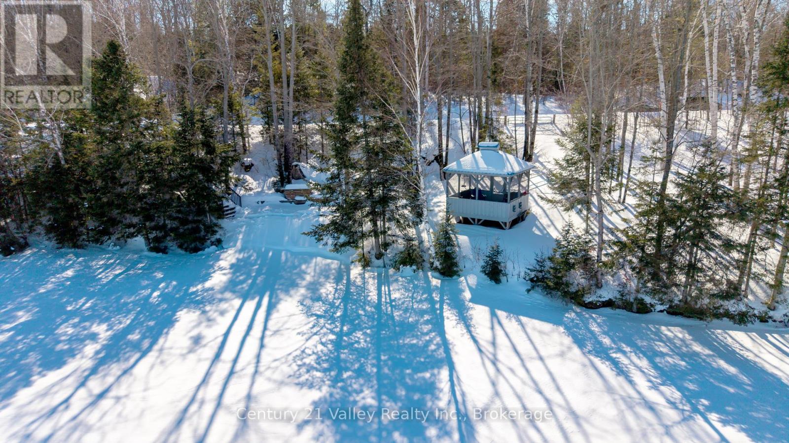 671 Graphite Bay Road, Greater Madawaska, Ontario  K0J 1H0 - Photo 8 - X12829226