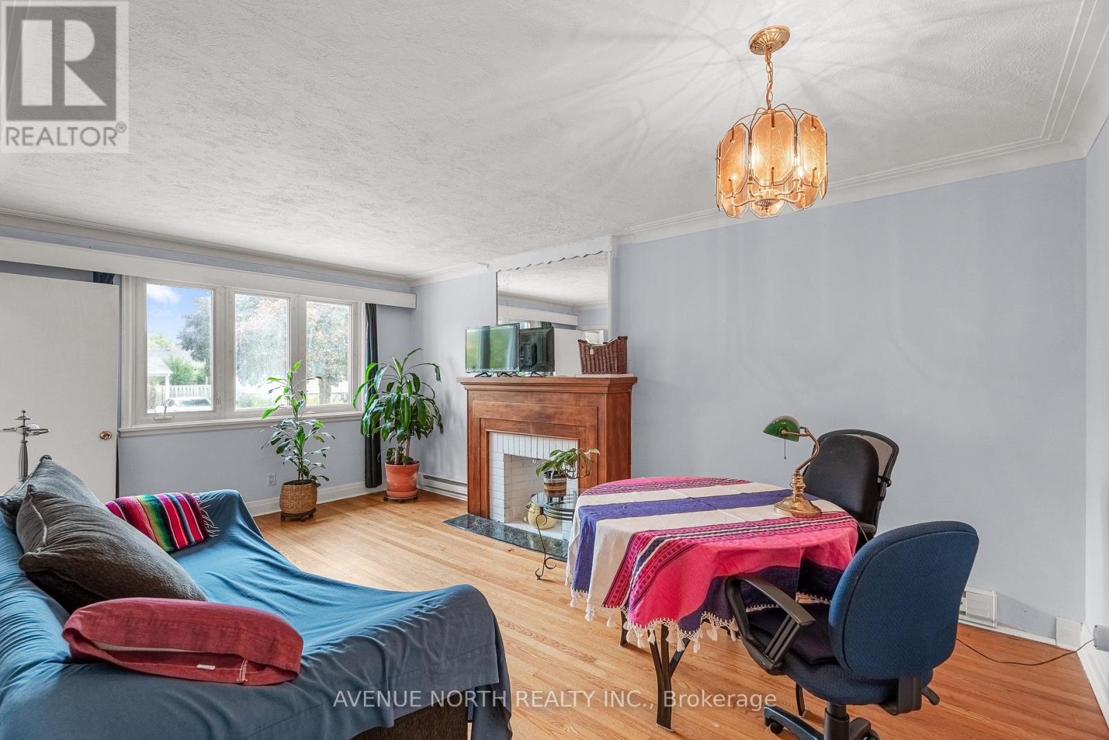 1210 Erie Avenue, Ottawa, Ontario  K1V 6G6 - Photo 7 - X12829244