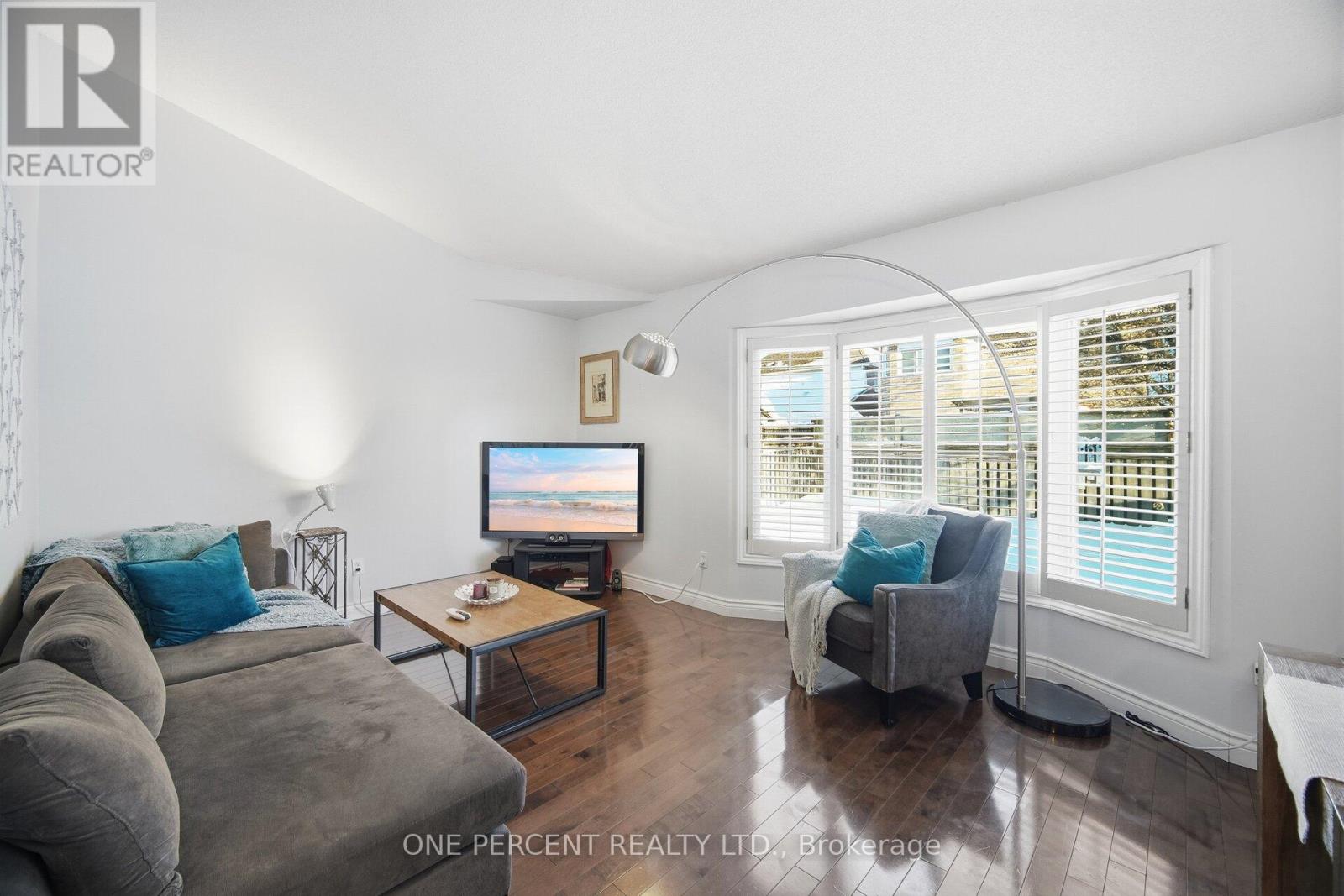 3952 Honey Locust Trail, Mississauga, Ontario  L5N 6X4 - Photo 19 - W12817796