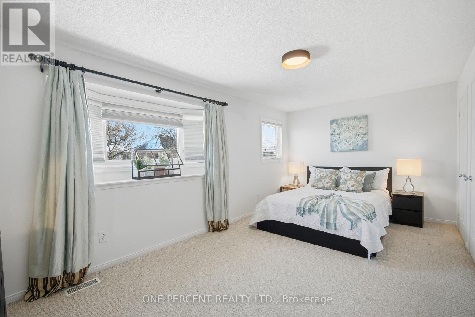 3952 Honey Locust Trail, Mississauga, Ontario  L5N 6X4 - Photo 26 - W12817796