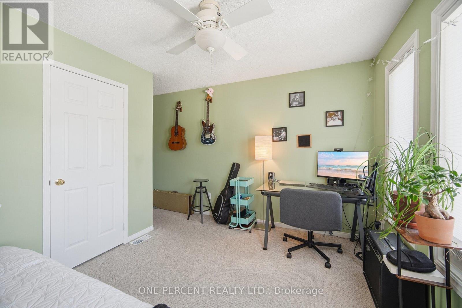 3952 Honey Locust Trail, Mississauga, Ontario  L5N 6X4 - Photo 37 - W12817796